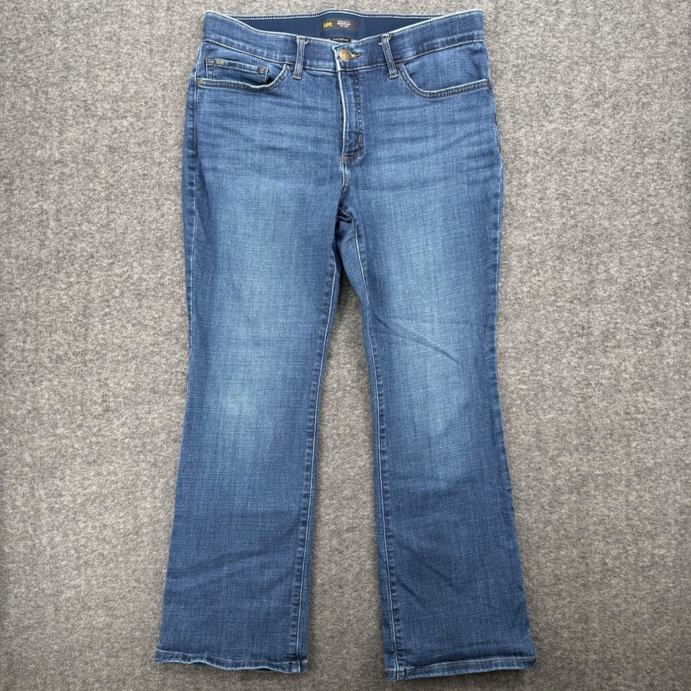 Lee Womens Flex Motion Regular Fit Bootcut Mid Rise Jeans Blue Medium Wash 33